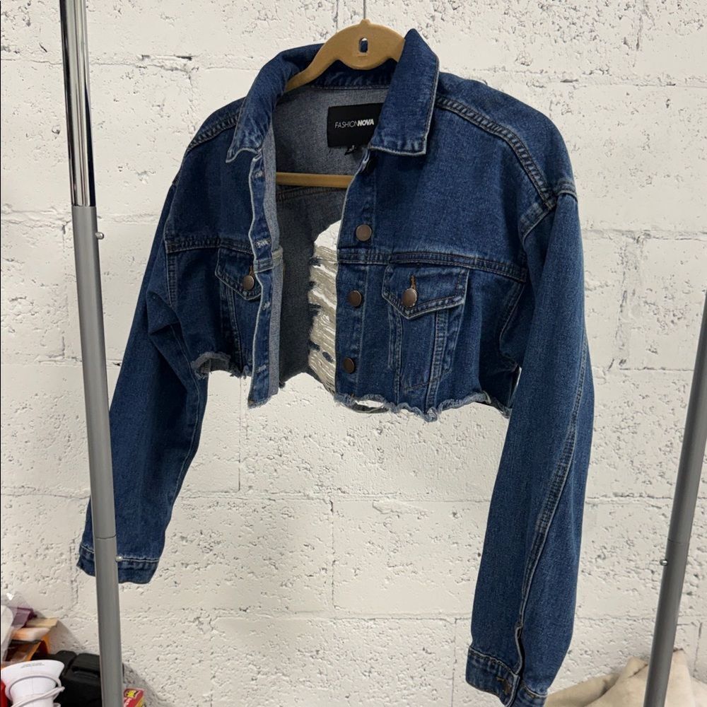 BRAND NEW Dark Blue Cropped Denim Jacket Distressed Back Size Small NWOT